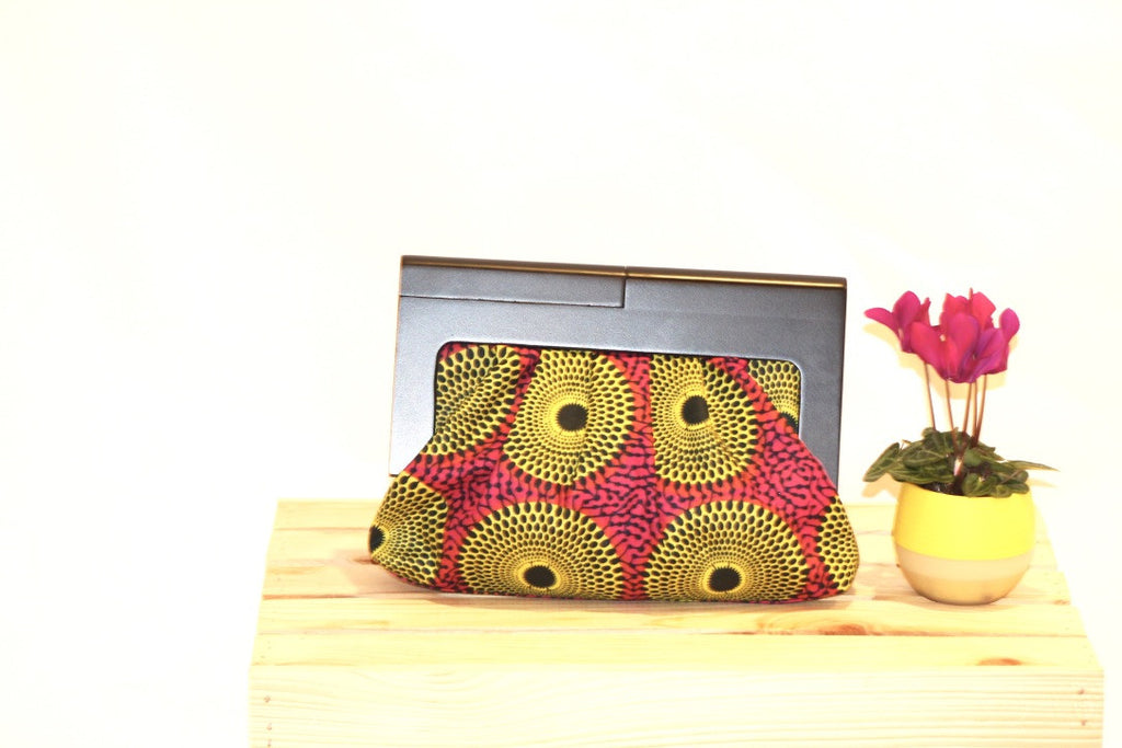 Small Wooden Handle Clutch